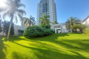 Apto Mobiliado com 58m², 3 dormitórios, 2 vagas, no bairro Lourdes em Caxias do Sul para Alugar