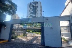 Apto Mobiliado com 58m², 3 dormitórios, 2 vagas, no bairro Lourdes em Caxias do Sul para Alugar