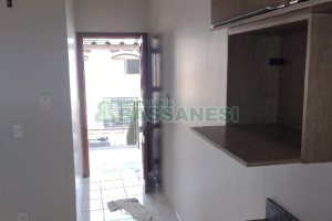 Kitinete Mobiliado com 30m², 1 dormitório, 1 vaga, no bairro Petrópolis em Caxias do Sul para Alugar