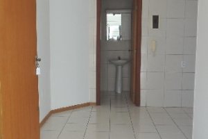 Apartamento com 40m², 1 dormitório, 1 vaga, no bairro Centro em Caxias do Sul para Alugar