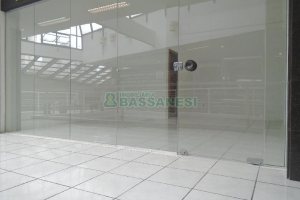 Loja com 30m², no bairro Centro em Caxias do Sul para Alugar