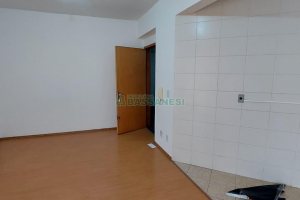 Apartamento com 46m², 1 dormitório, no bairro Centro em Caxias do Sul para Alugar