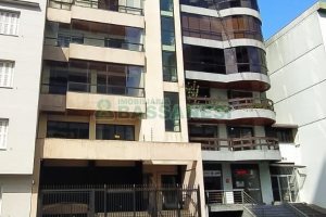 Loja com 196m², no bairro São Pelegrino em Caxias do Sul para Comprar