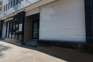 Loja com 500m², 2 vagas, no bairro Centro em Caxias do Sul para Alugar