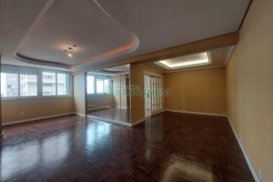 Apartamento com 150m², 3 dormitórios, 1 vaga, no bairro Centro em Caxias do Sul para Comprar