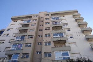 Apartamento com 80m², 2 dormitórios, no bairro Centro em Caxias do Sul para Alugar