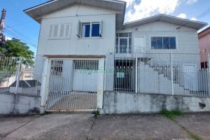 Casa com 54m², 1 dormitório, no bairro Rio Branco em Caxias do Sul para Alugar