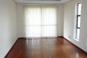 Apartamento com 153m², 3 dormitórios, 2 vagas, no bairro São Leopoldo em Caxias do Sul para Alugar