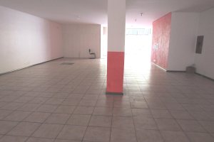 Loja com 313m², no bairro São Leopoldo em Caxias do Sul para Alugar ou Comprar