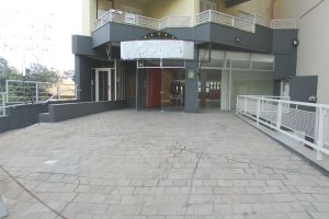 Loja com 313m², no bairro São Leopoldo em Caxias do Sul para Alugar ou Comprar