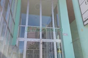Loja com 425m², no bairro São Pelegrino em Caxias do Sul para Alugar ou Comprar