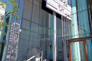 Loja com 425m², no bairro São Pelegrino em Caxias do Sul para Alugar ou Comprar