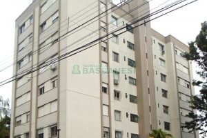 Apto Mobiliado com 85m², 3 dormitórios, 1 vaga, no bairro Centro em Caxias do Sul para Alugar