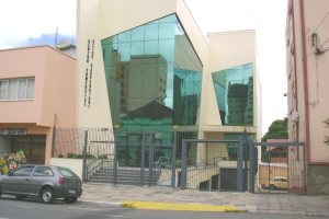 Loja com 1000m², 12 vagas, no bairro São Pelegrino em Caxias do Sul para Alugar