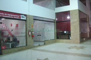 Loja com 65m², 1 vaga, no bairro Pio X em Caxias do Sul para Alugar ou Comprar