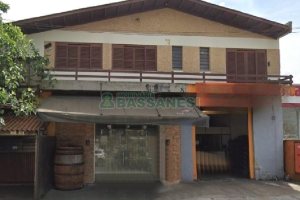 Casa com 70m², 1 dormitório, no bairro São José em Caxias do Sul para Alugar