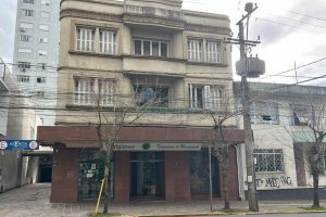 Sala com 85m², no bairro Centro em Caxias do Sul para Alugar