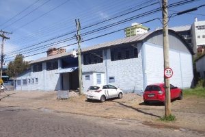 Pavilhão com 523m², no bairro São José em Caxias do Sul para Comprar