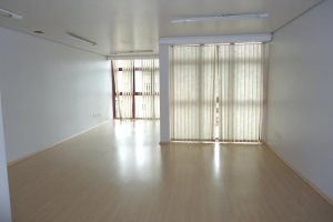 Sala com 65m², no bairro Centro em Caxias do Sul para Comprar