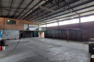 Pavilhão com 550m², no bairro Fatima em Caxias do Sul para Alugar