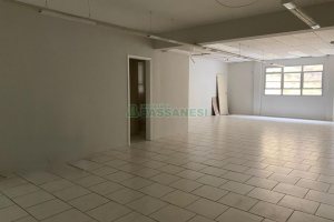 Sala com 90m², no bairro Centro em Caxias do Sul para Alugar