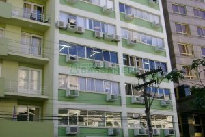 Sala com 164m², no bairro Centro em Caxias do Sul para Alugar ou Comprar