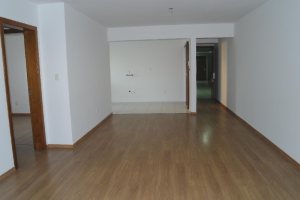 Apartamento com 110m², 3 dormitórios, 2 vagas, no bairro São Pelegrino em Caxias do Sul para Comprar