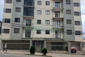 Apto Mobiliado com 60m², 2 dormitórios, 1 vaga, no bairro Sagrada Família em Caxias do Sul para Comprar