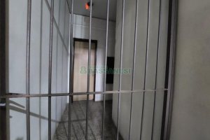 Sala com 240m², no bairro Centro em Caxias do Sul para Alugar