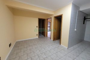 Apartamento com 78m², 2 dormitórios, 1 vaga, no bairro Centro em Caxias do Sul para Alugar