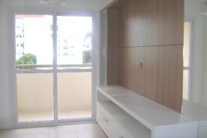 Apto Mobiliado com 34m², 1 dormitório, 1 vaga, no bairro São Pelegrino em Caxias do Sul para Alugar