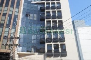 Sala com 42m², no bairro Centro em Caxias do Sul para Comprar