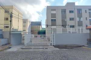 Apto Mobiliado com 77m², 2 dormitórios, 1 vaga, no bairro Rio Branco em Caxias do Sul para Alugar