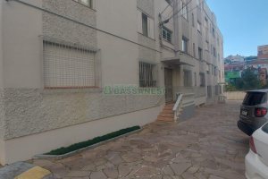 Apto Mobiliado com 77m², 2 dormitórios, 1 vaga, no bairro Rio Branco em Caxias do Sul para Alugar