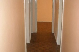 Casa com 150m², 3 dormitórios, 1 vaga, no bairro Rio Branco em Caxias do Sul para Alugar
