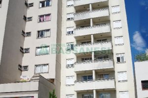 Apto Mobiliado com 40m², 1 dormitório, 1 vaga, no bairro São Pelegrino em Caxias do Sul para Comprar