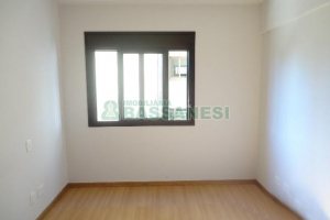 Apartamento com 50m², 1 dormitório, 1 vaga, no bairro Centro em Caxias do Sul para Alugar