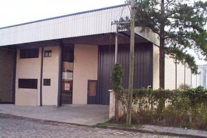 Pavilhão com 300m², no bairro São José em Caxias do Sul para Alugar