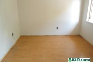 Casa com 180m², 3 dormitórios, 2 vagas, no bairro Desvio Rizzo em Caxias do Sul para Comprar