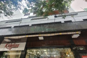 Sala com 300m², no bairro Centro em Caxias do Sul para Alugar