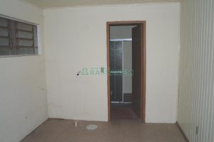 Casa com 50m², 1 dormitório, no bairro Centro em Caxias do Sul para Alugar