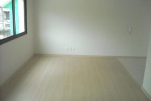 Kitinete com 51m², 1 dormitório, no bairro Centro em Caxias do Sul para Comprar