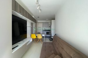 Apto Mobiliado com 34m², 1 dormitório, 1 vaga, no bairro São Pelegrino em Caxias do Sul para Comprar