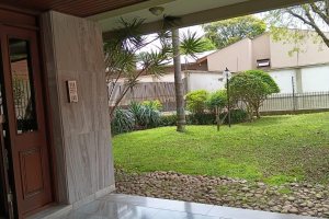 Apartamento com 171m², 3 dormitórios, 2 vagas, no bairro Centro em Caxias do Sul para Alugar ou Comprar