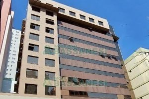 Sala com 61m², 1 vaga, no bairro Centro em Caxias do Sul para Alugar