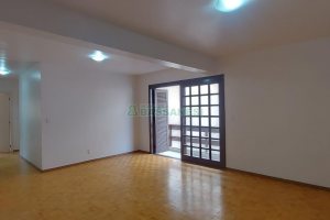Apartamento com 106m², 3 dormitórios, 2 vagas, no bairro Santa Catarina em Caxias do Sul para Alugar