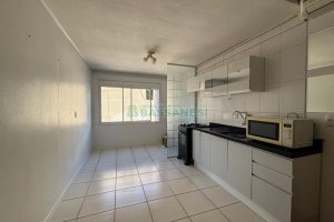 Apto Mobiliado com 76m², 2 dormitórios, 1 vaga, no bairro Jardelino Ramos em Caxias do Sul para Alugar