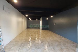 Loja com 117m², no bairro Panazzolo em Caxias do Sul para Comprar
