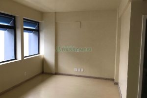 Sala com 49m², 1 vaga, no bairro Centro em Caxias do Sul para Comprar