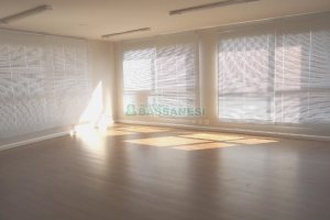 Sala com 39m², 1 vaga, no bairro Centro em Caxias do Sul para Comprar